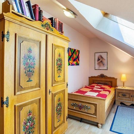 Апартаменты Haus Guenter Und Valeria Gossersweiler-Stein Экстерьер фото